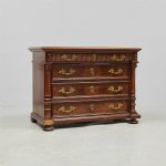 610480 Chest of drawers